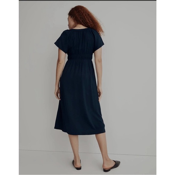 Madewell Sophia Split Neck Short Sleeve Midi Dress Navy size small - Picture 2 of 13